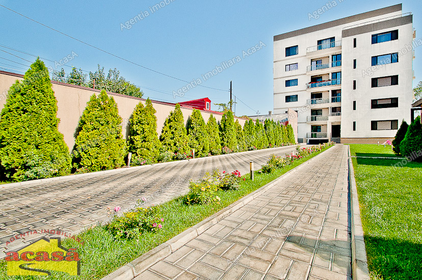 Apartament de vanzare cu 3 camere in Galati, Blv. Cosbuc, 150 mp
