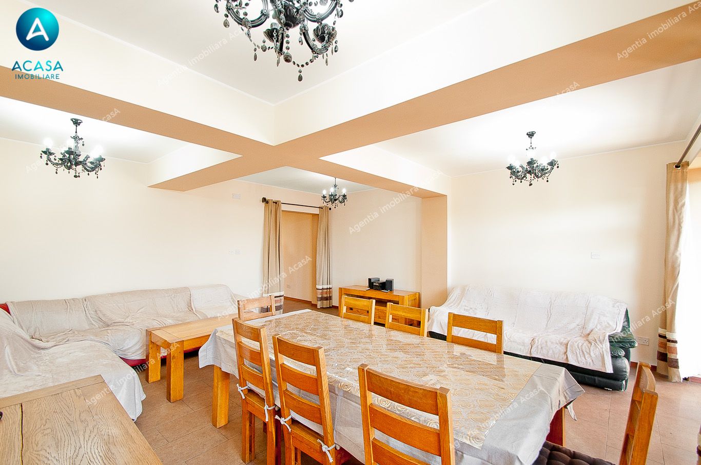 Vila D+P+2 cu 5 camere, garaj si curte de inchiriat in Galati