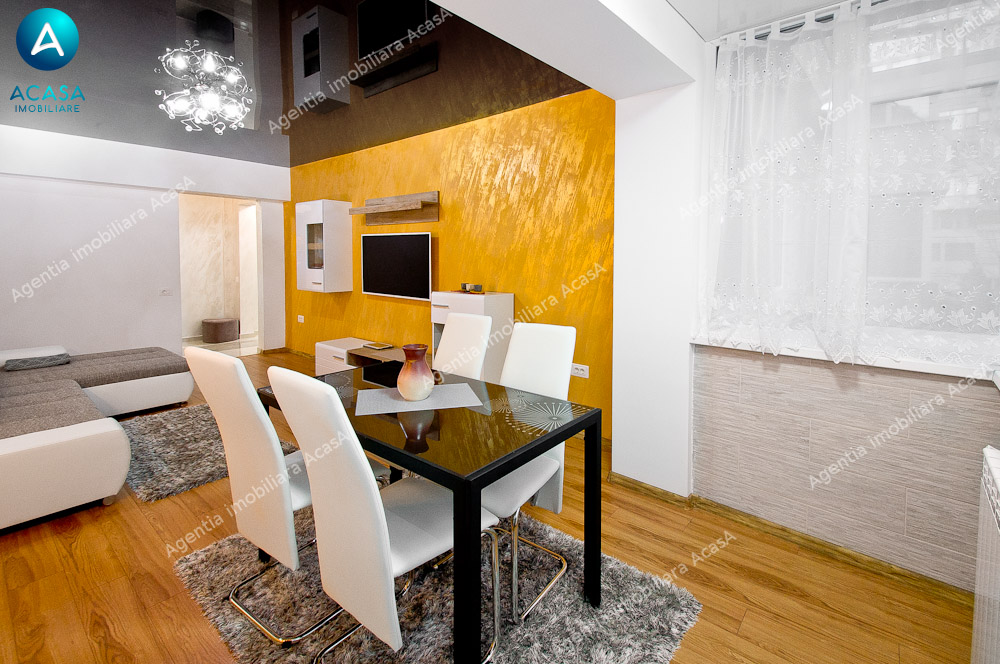 Apartament cu 3 camere renovat mobilat in Mazepa de vanzare