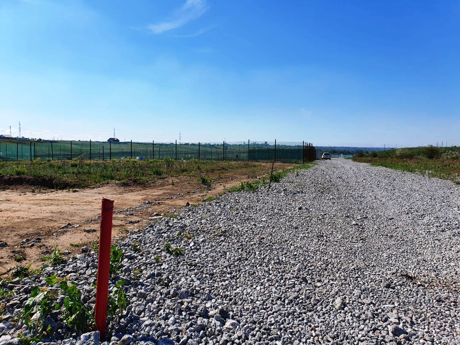 Un teren ieftin pentru casa 374mp in Sat Costi spre Lacul Vanatori