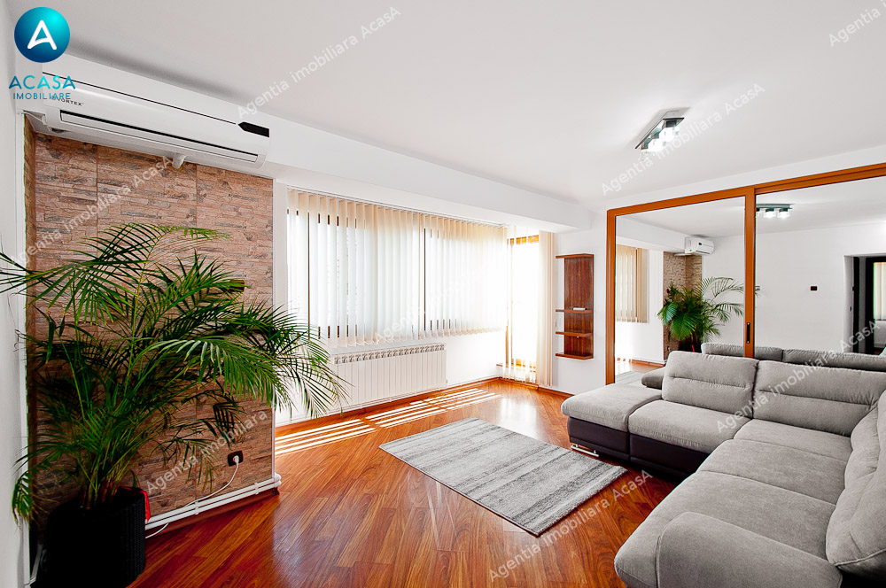 Apartament cu 3 camere situat pe Faleza Dunarii