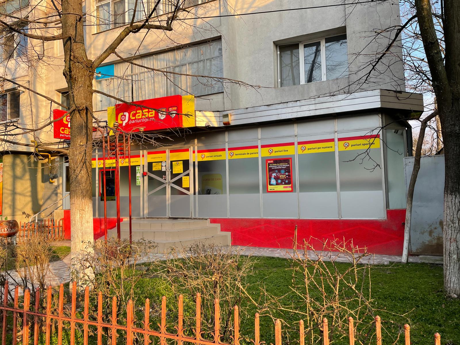 Spatiu comercial cu acces stradal in fata Complexului Siretul