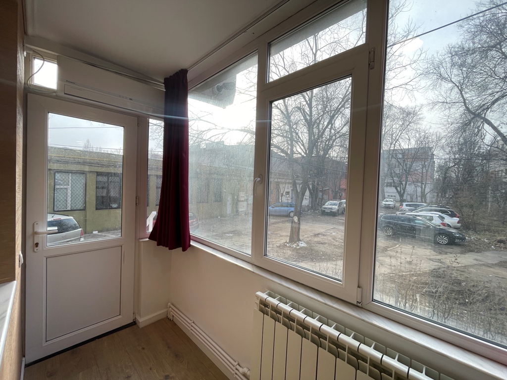 Spatiu Birouri Cabinete spre inchiriere zona Palatul de Justitie