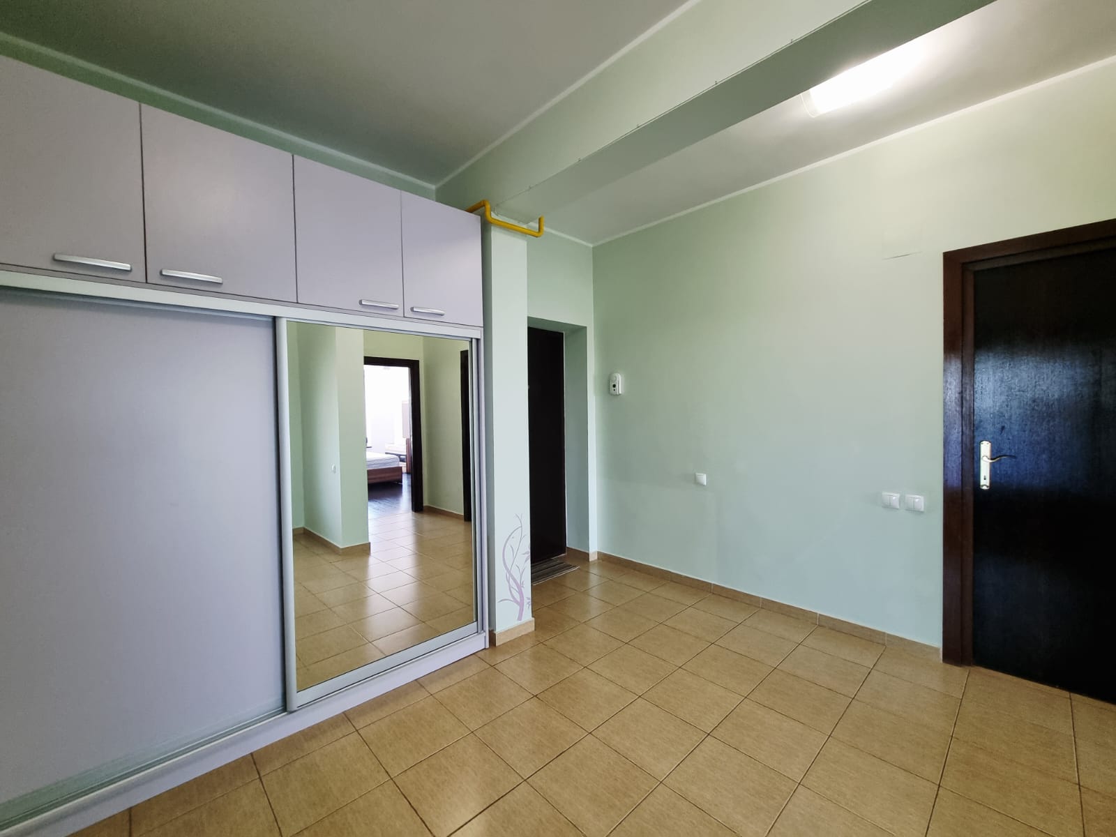 Apartament cu doua camere 88mp de inchiriat pe Faleza Dunarii