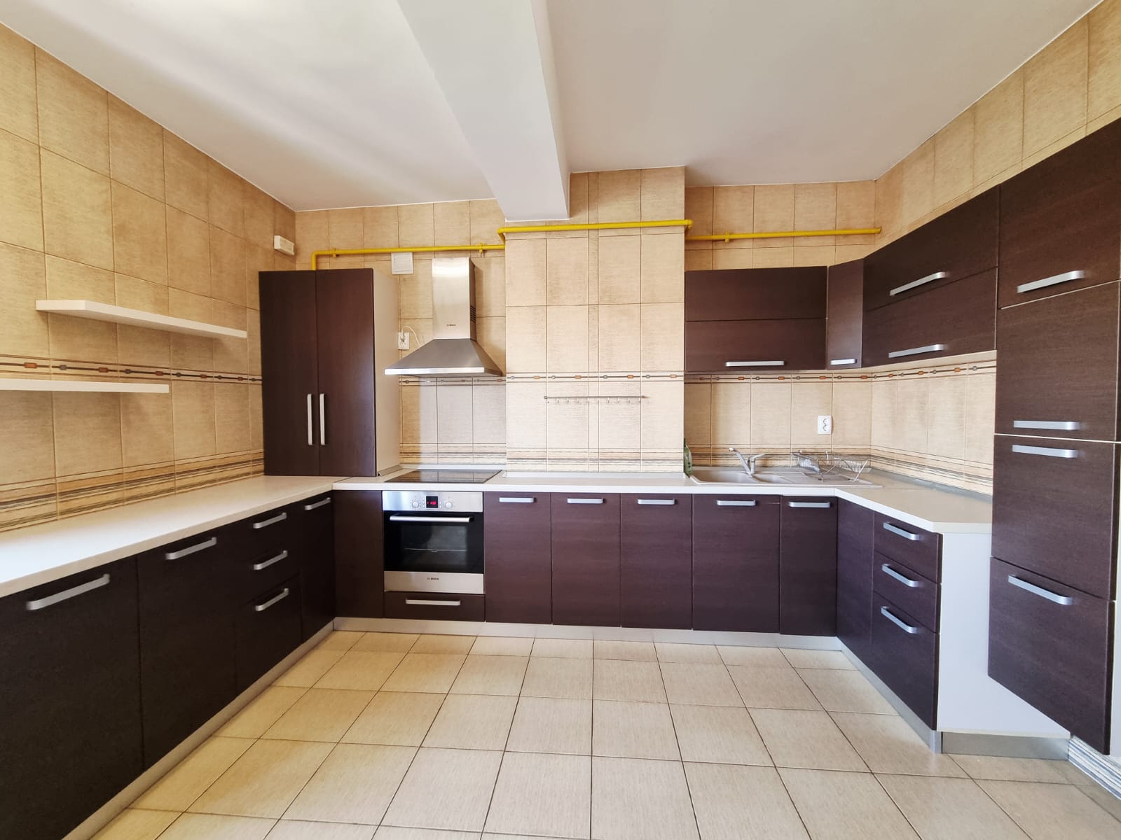 Apartament cu doua camere 88mp de inchiriat pe Faleza Dunarii