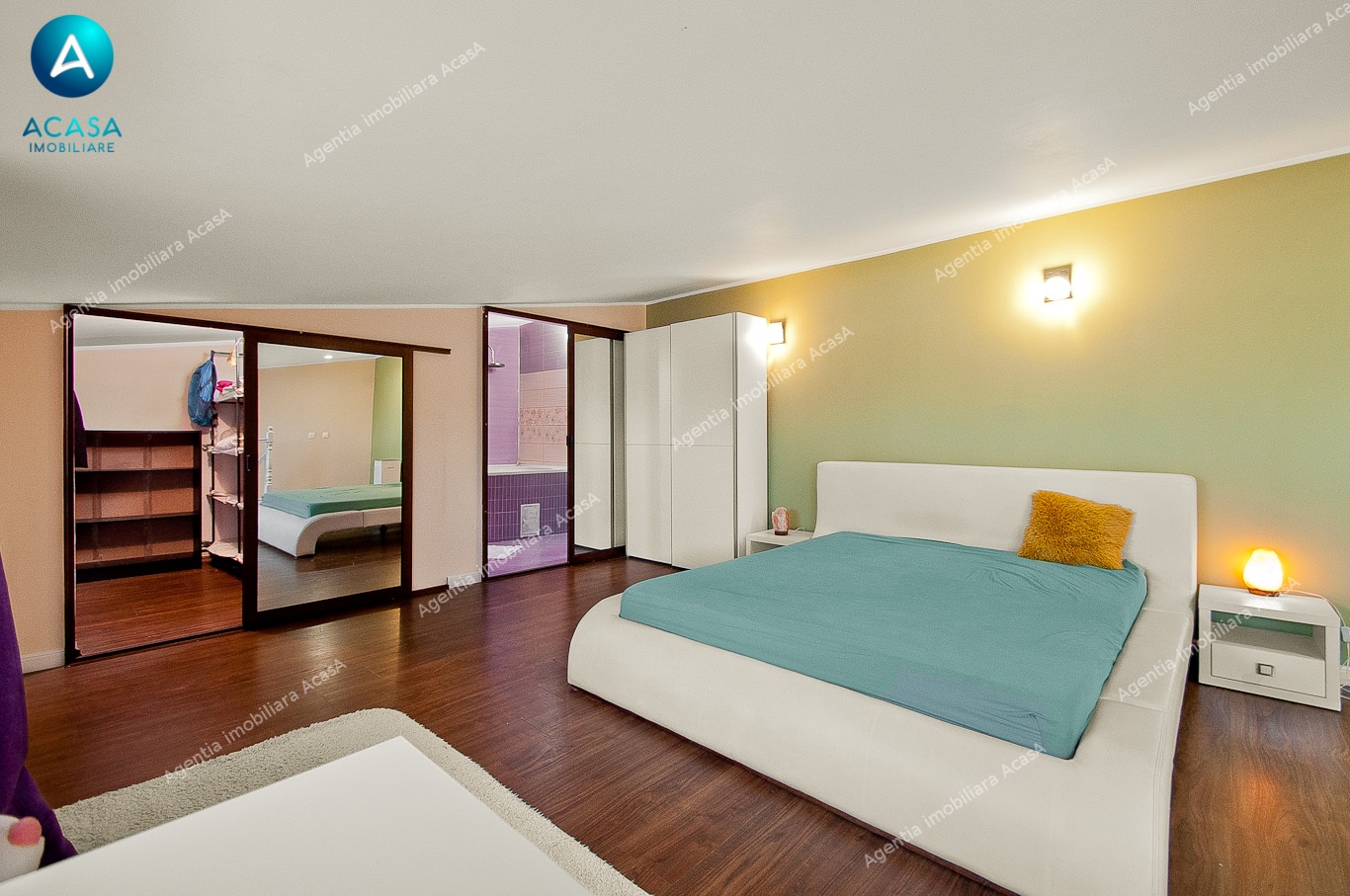 Apartament spatios de tip duplex mobilat si utilat la cheie