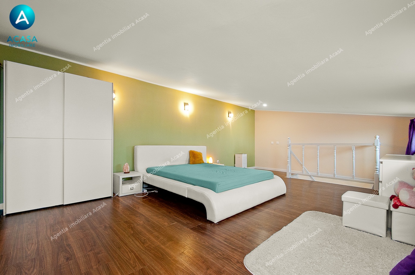 Apartament spatios de tip duplex mobilat si utilat la cheie