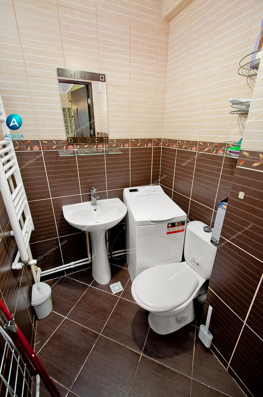 Apartament spatios de tip duplex mobilat si utilat la cheie