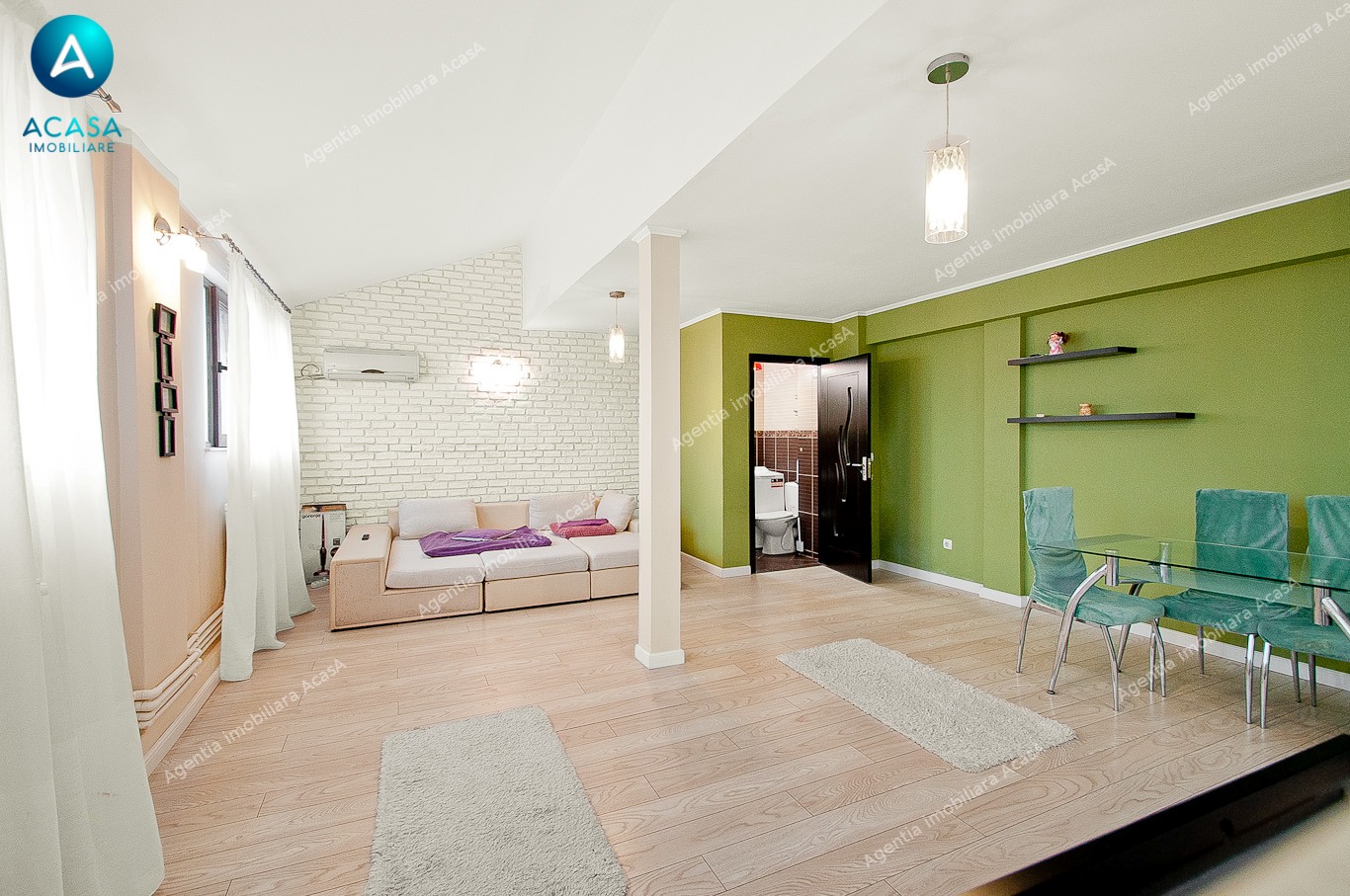 Apartament spatios de tip duplex mobilat si utilat la cheie