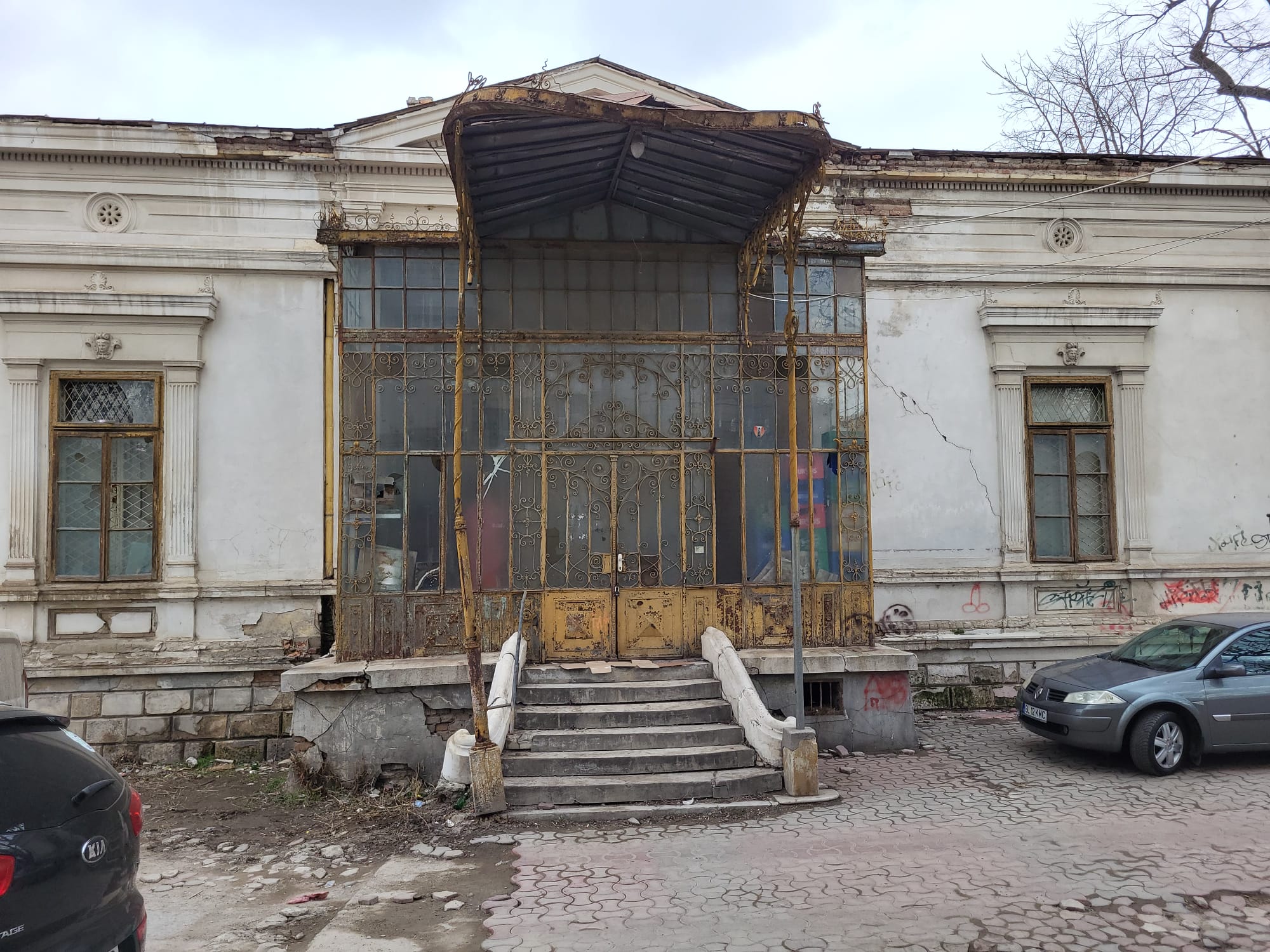 O poveste care așteaptă rescrierea – clădire cu potențial central Galați