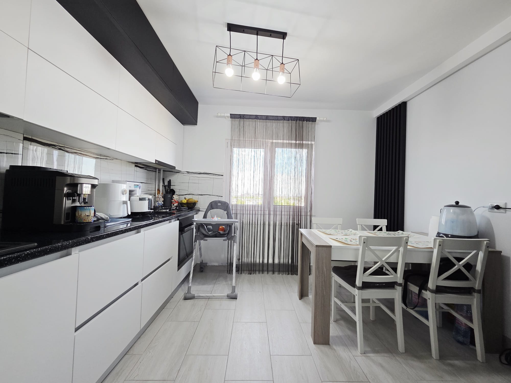 Apartament renovat cu simt de raspundere mobilat si utilat GATA DE MUTAT