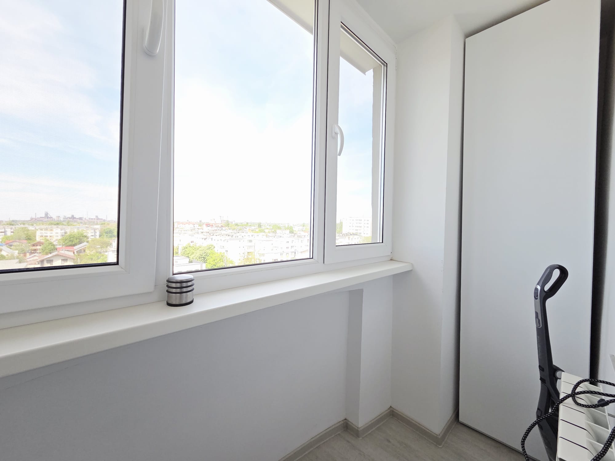 Apartament renovat cu simt de raspundere mobilat si utilat GATA DE MUTAT