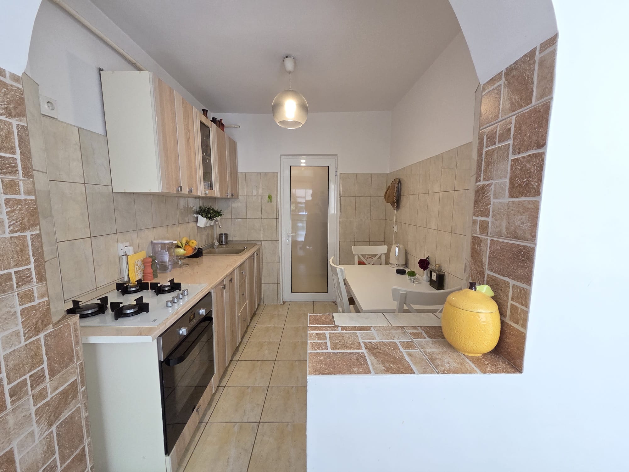 Apartament cochet situat la Potcoava de Aur